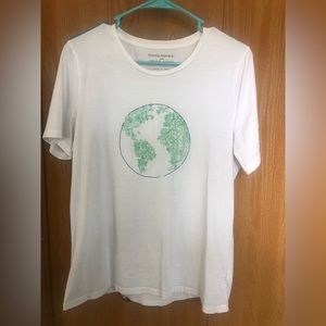 Banana Republic embroidered Earth tee